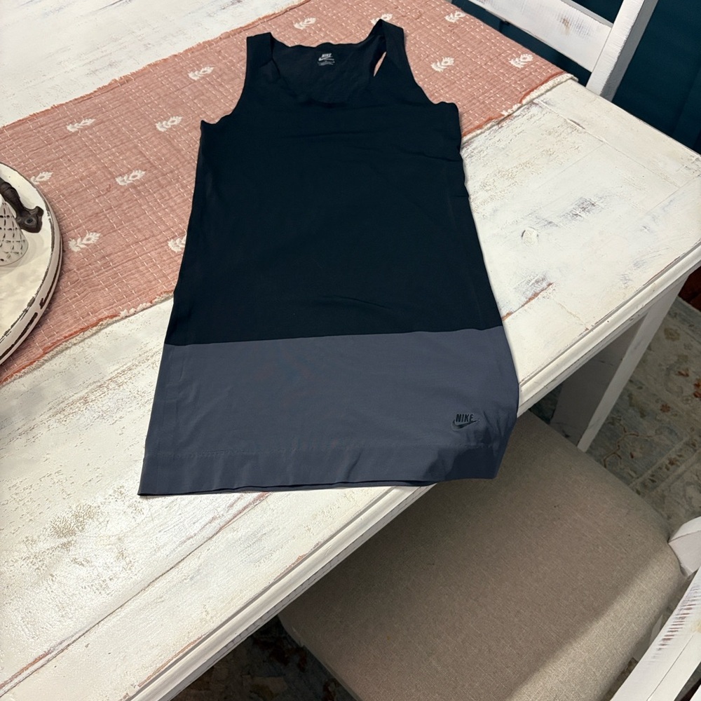 Nike Sportswear Black Dress Tennis Court Pickleball Size L